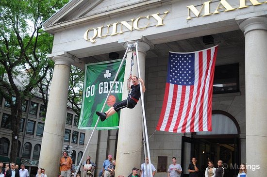 blog-2010-boston-DSC_8381-freedomTrail-JasonEscape