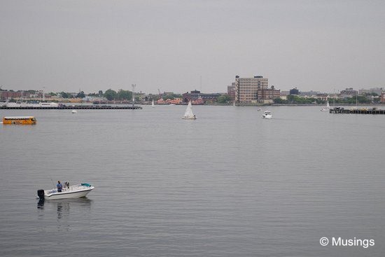 blog-2010-boston-DSC_8435-freedomTrail-CharlesRiver