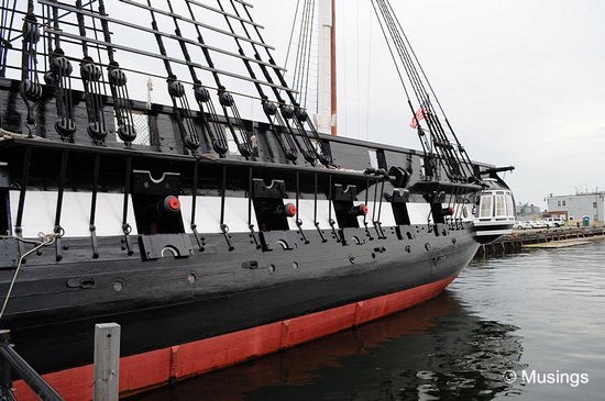 blog-2010-boston-DSC_8459-freedomTrail-USSConstitution