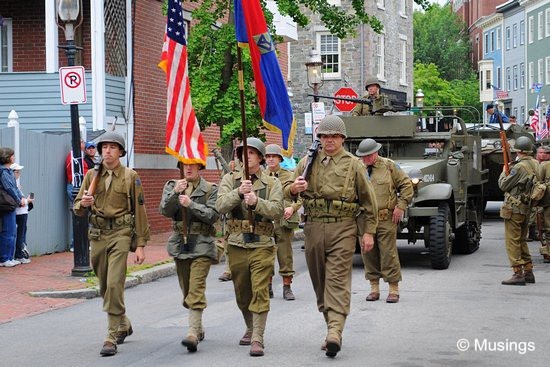 blog-2010-boston-DSC_9061-BunkerHillParade