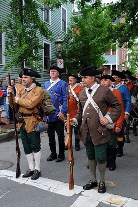 blog-2010-boston-DSC_9088-BunkerHillParade