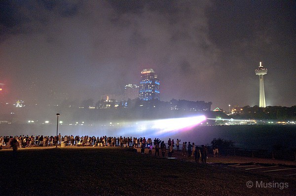 blog-2010-boston-DSC_A1793-niagarafalls-night