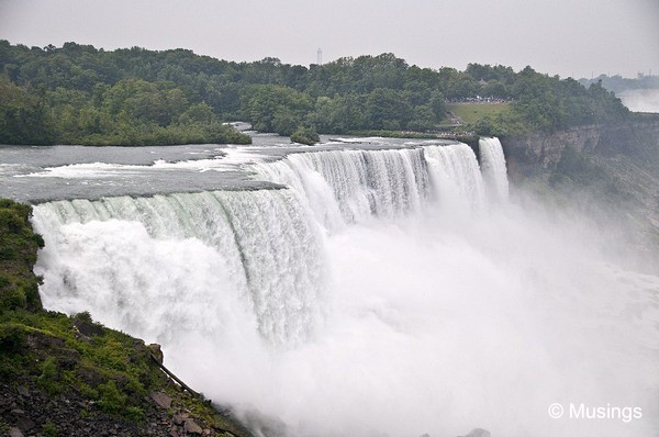 blog-2010-boston-DSC_A1906-niagarafalls