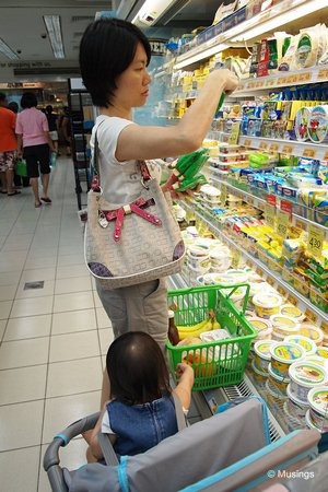 blog-2010-hannah-OLYP2637-ntuc-flickr