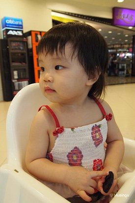 blog-2010-hannah-OLYP3936-hougangmall blog-2010-hannah-OLYP3936-hougangmall