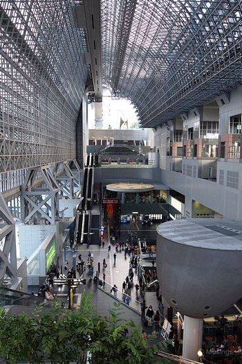 blog-2010-japan-OLYP5334-kyoto-kyoto-station