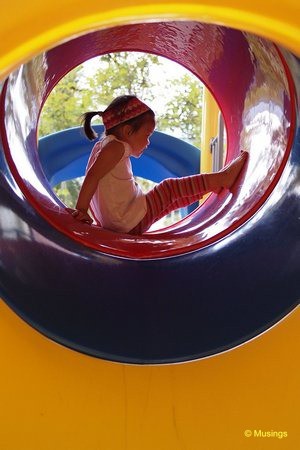 blog-2011-hannah-OLYP3159-playground-flickr