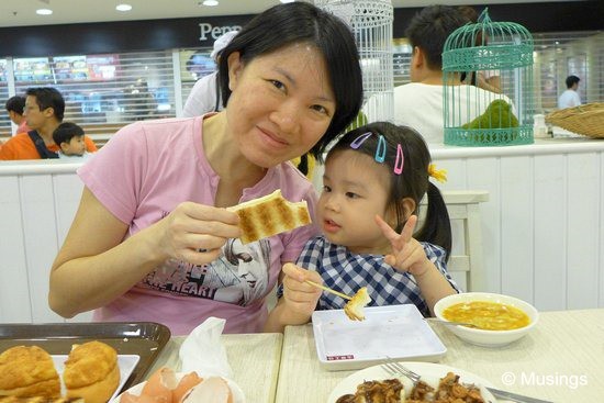 blog-2013-hannah-P1000721-brunch-hougang-mall-toastbox-flickr