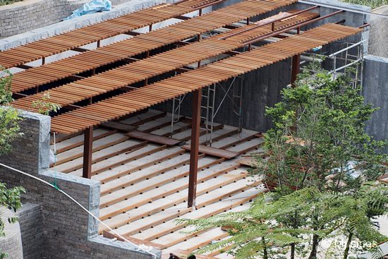 The library pavilion still very much looks in-development.