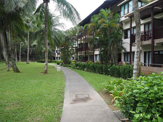 Greenery everywhere, though the inward gardens aren't quite as lovingly manicured.