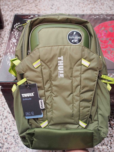 The Thule EnRoute Blur 2 Daypack/Drab colored.